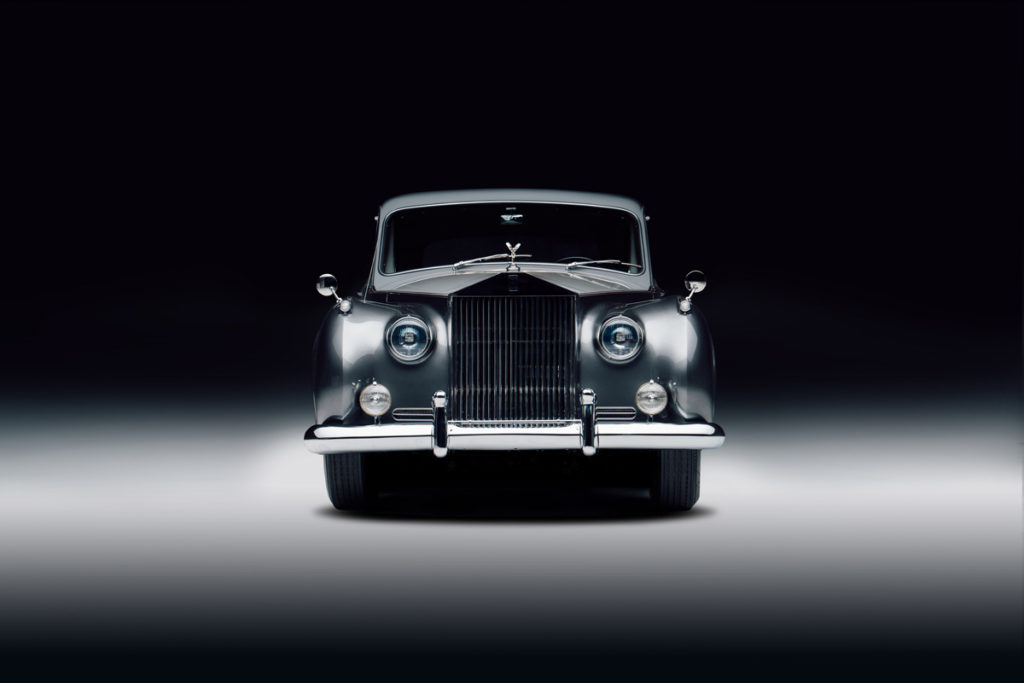 Rolls Royce Phantom V | © 2020 Lunaz Design